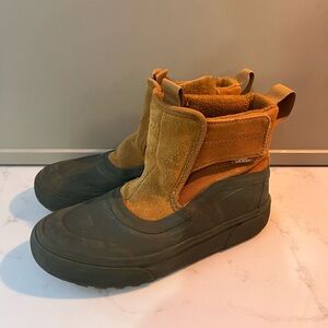 Vans Kids Tan and Black Boots